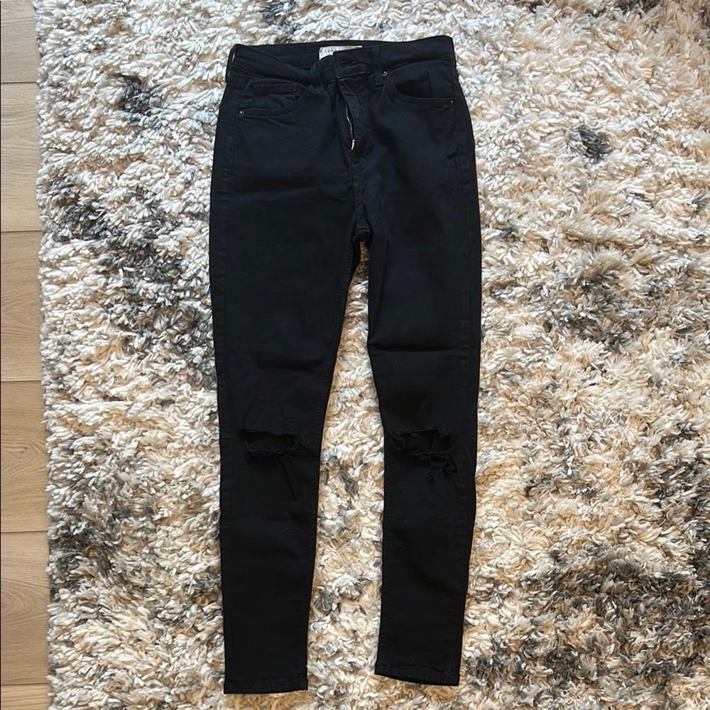 Topshop Jamie Black Jeans. 30 waist 32 length. Distressed at the knees